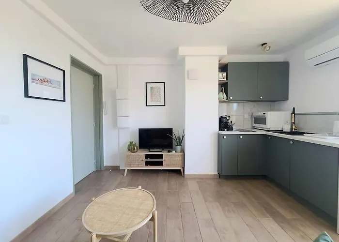 Havre Lumineux Avec Climatisation Et Terrasse Apartmán